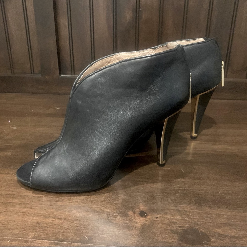 Womens Louise et Cie peep toe booties